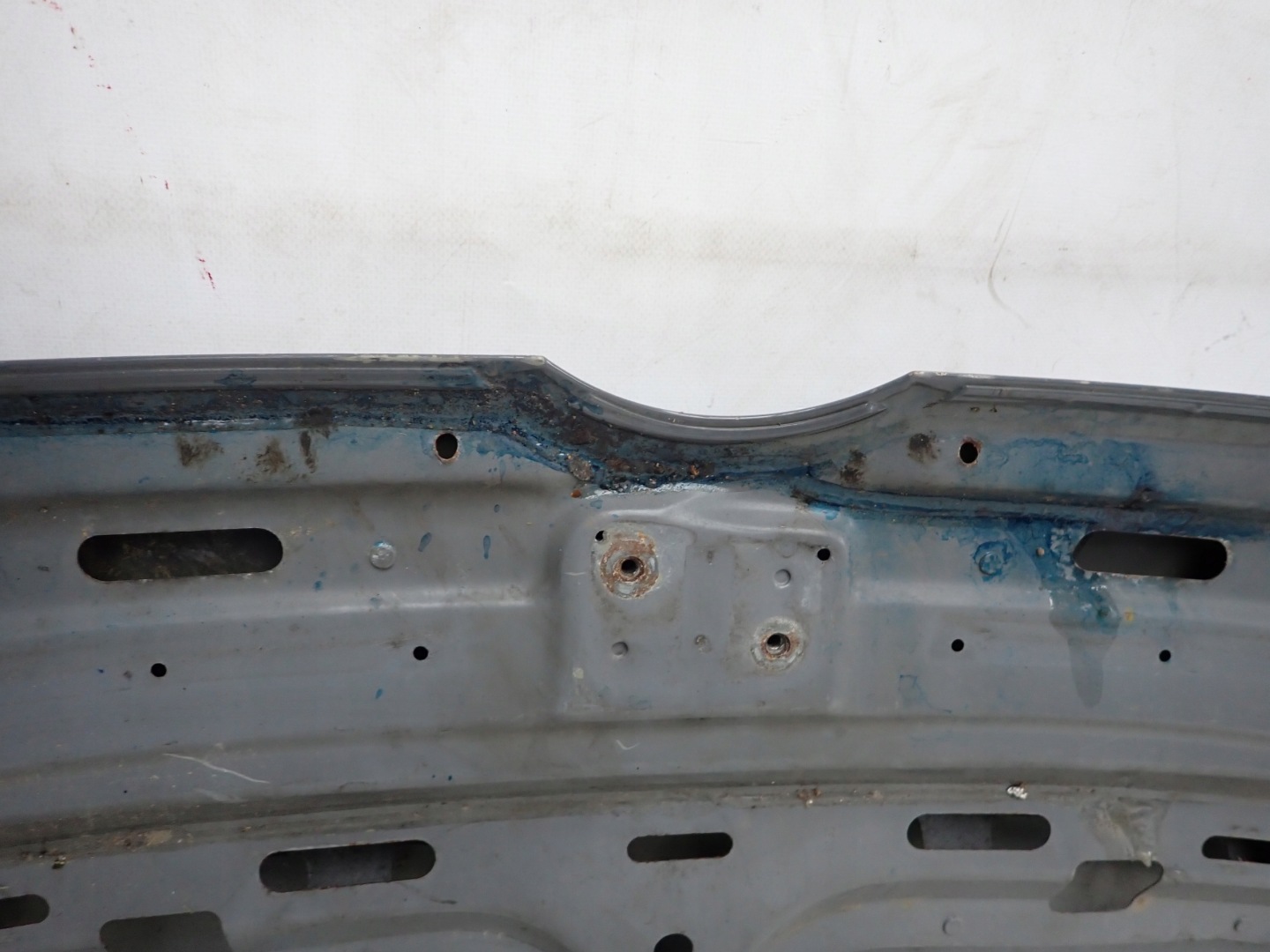 VW TOURAN e 1 LIFT 10-15 Cofano