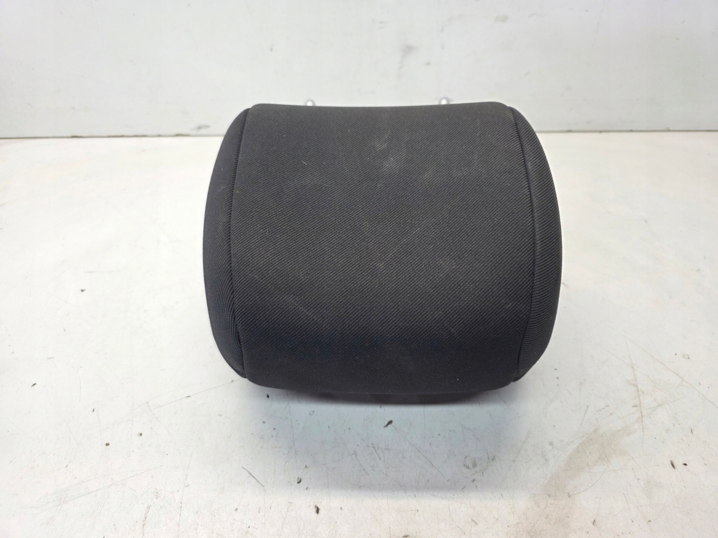 rest seat right or left front VOLKSWAGEN TIGUAN 5N adjustable