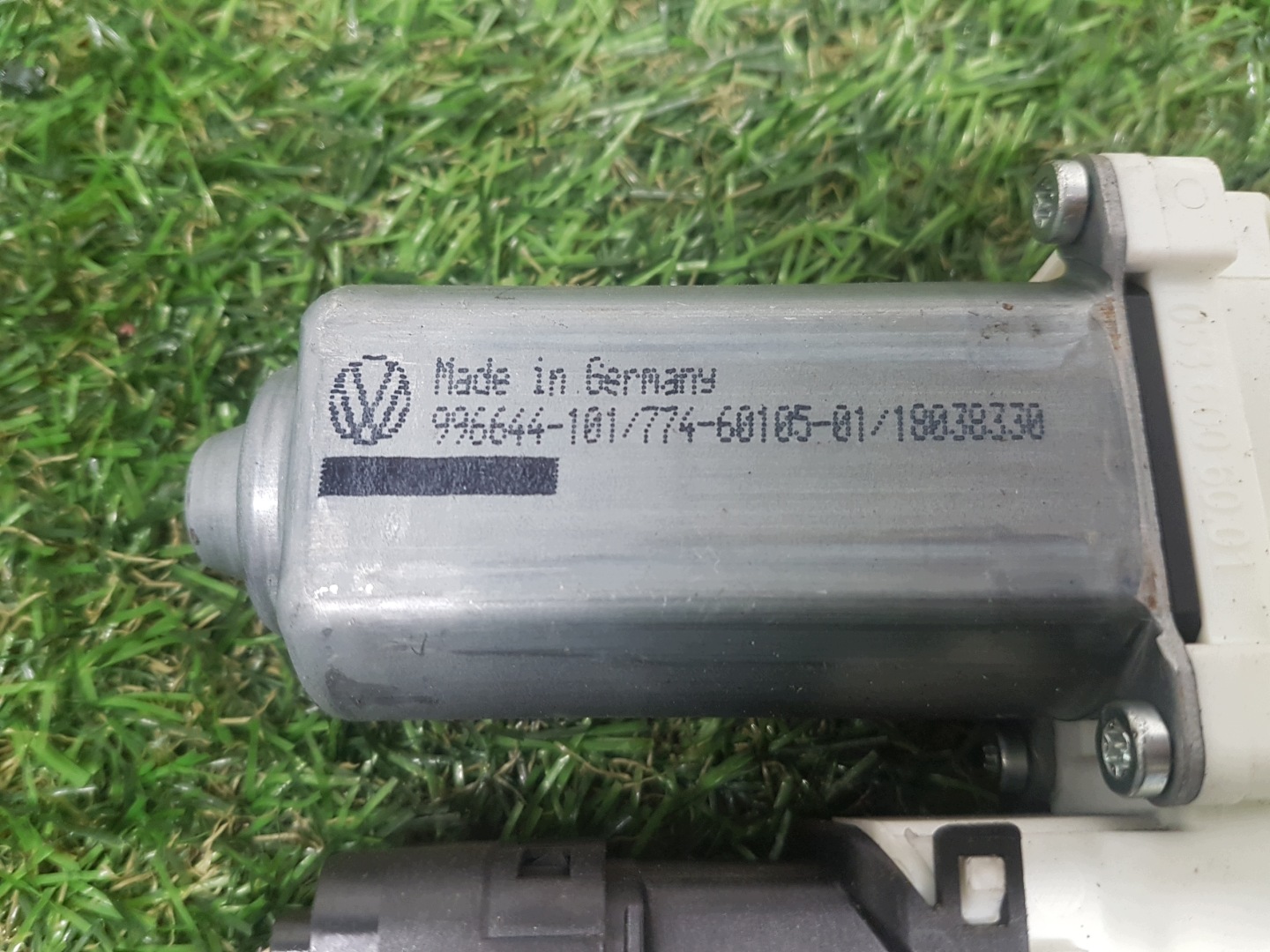mini motor windows left rear part rear SKODA OCTAVIA 2 1K0959794E