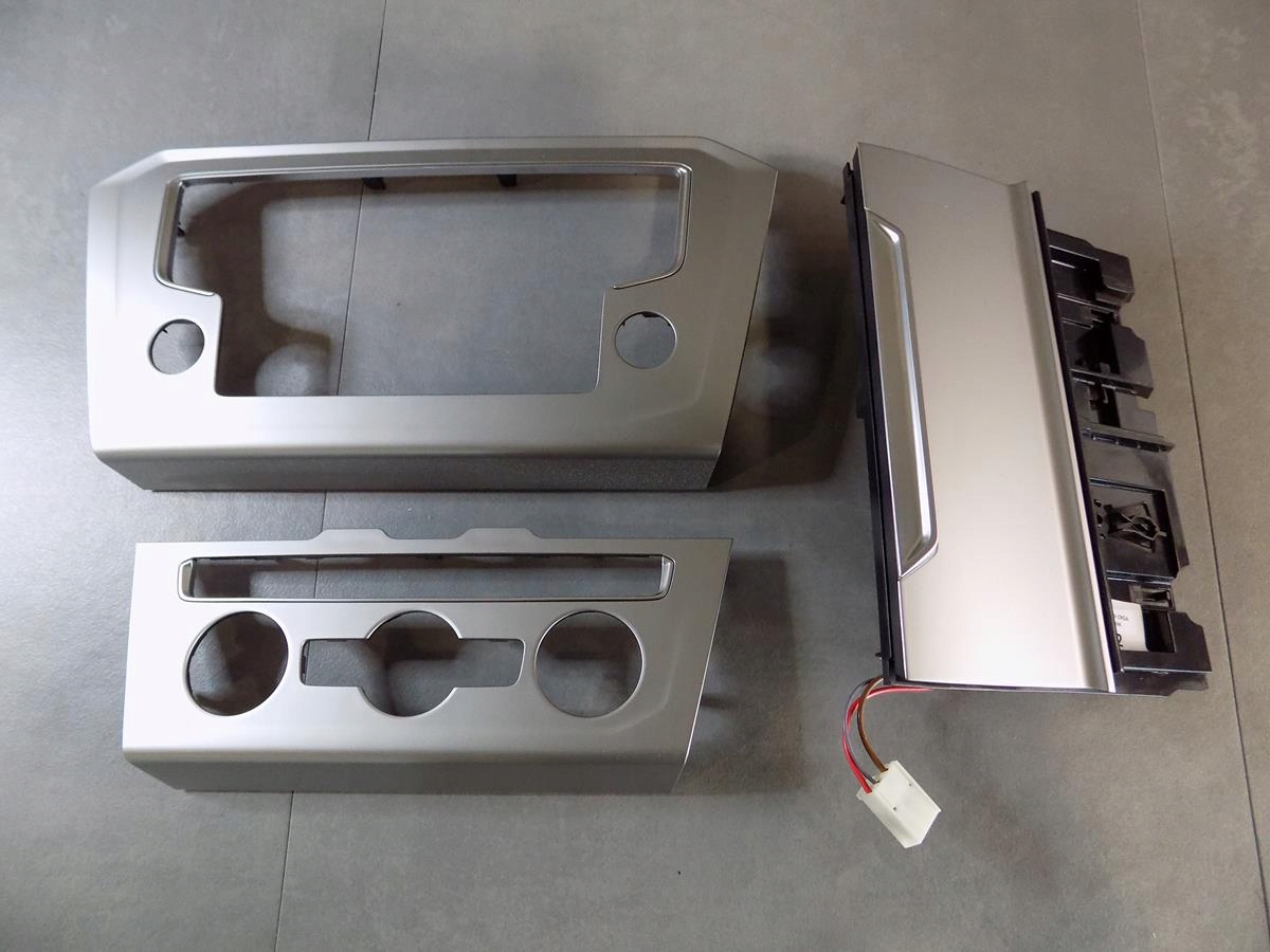 VW PASSAT B8 DEKORY RADIA PANELU 3G1858069E 3G1863042 3G1863284