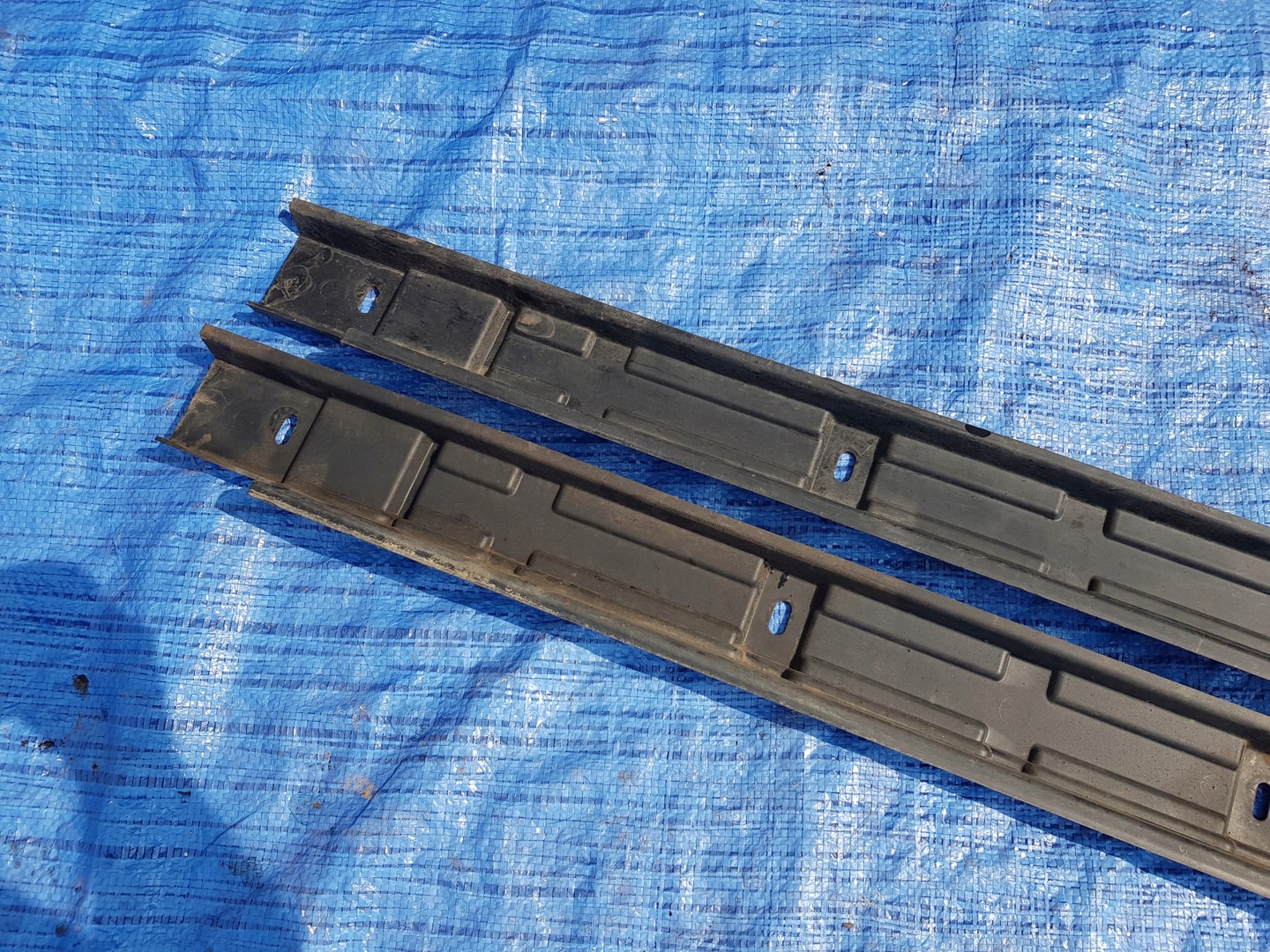 moulding threshold side right holder Mercedes ML W164 A1646981030