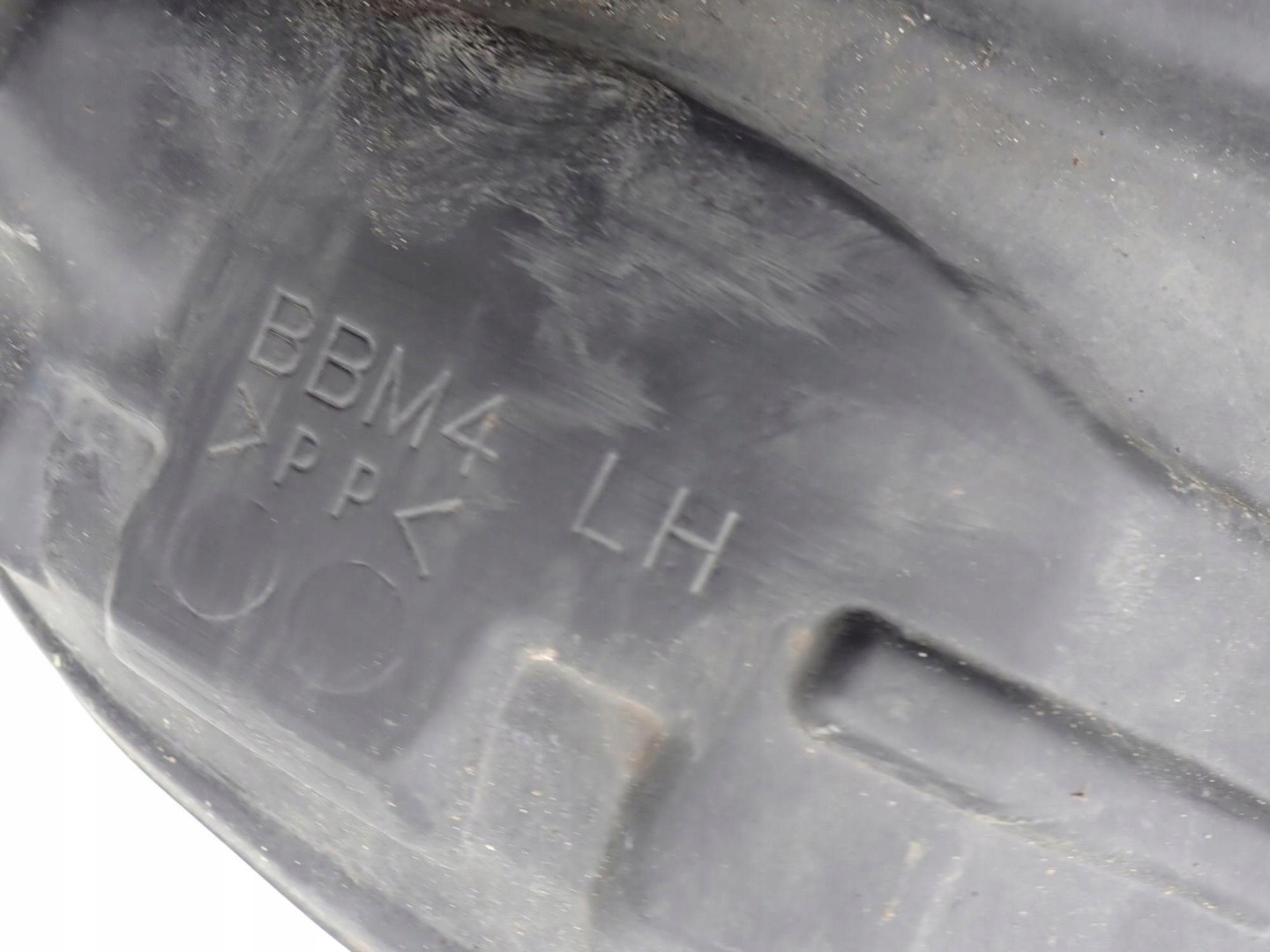 MAZDA 3 II 08-13 mudguard front front left
