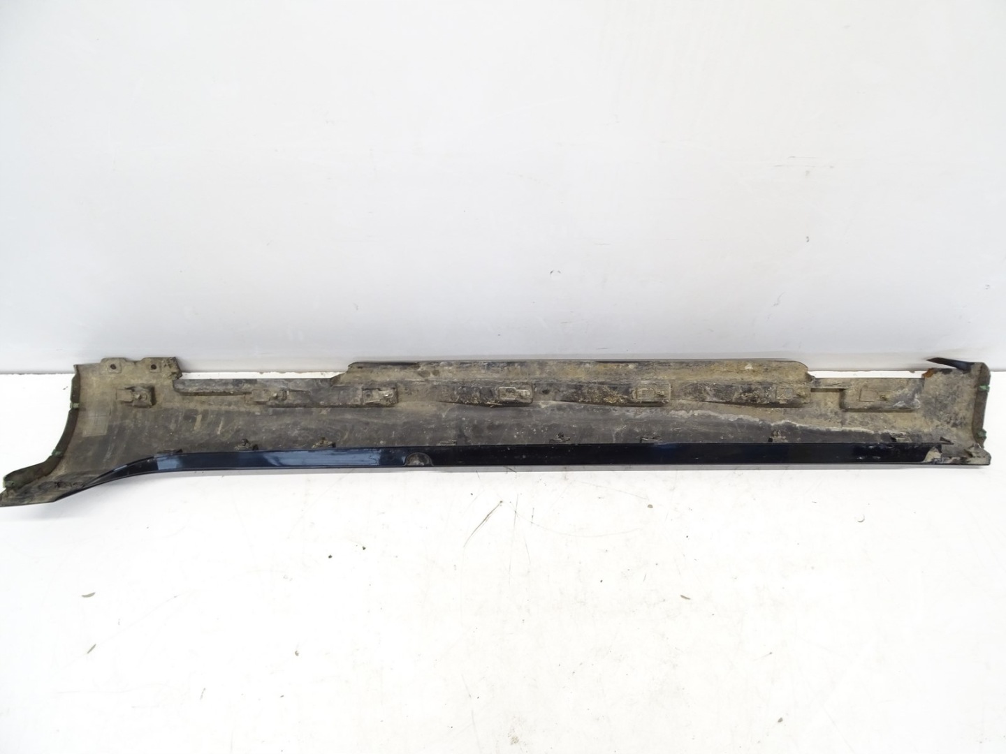 moulding cap threshold right VOLVO V40 II R-design 717-46