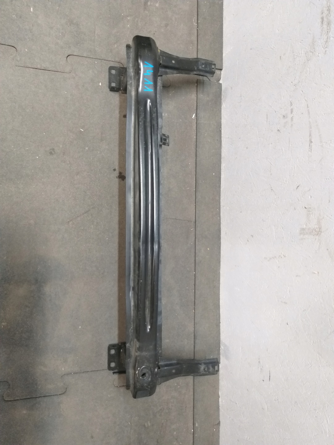 STOSSSTANGENTRÄGER VORNE VW POLO 6C/6R 08