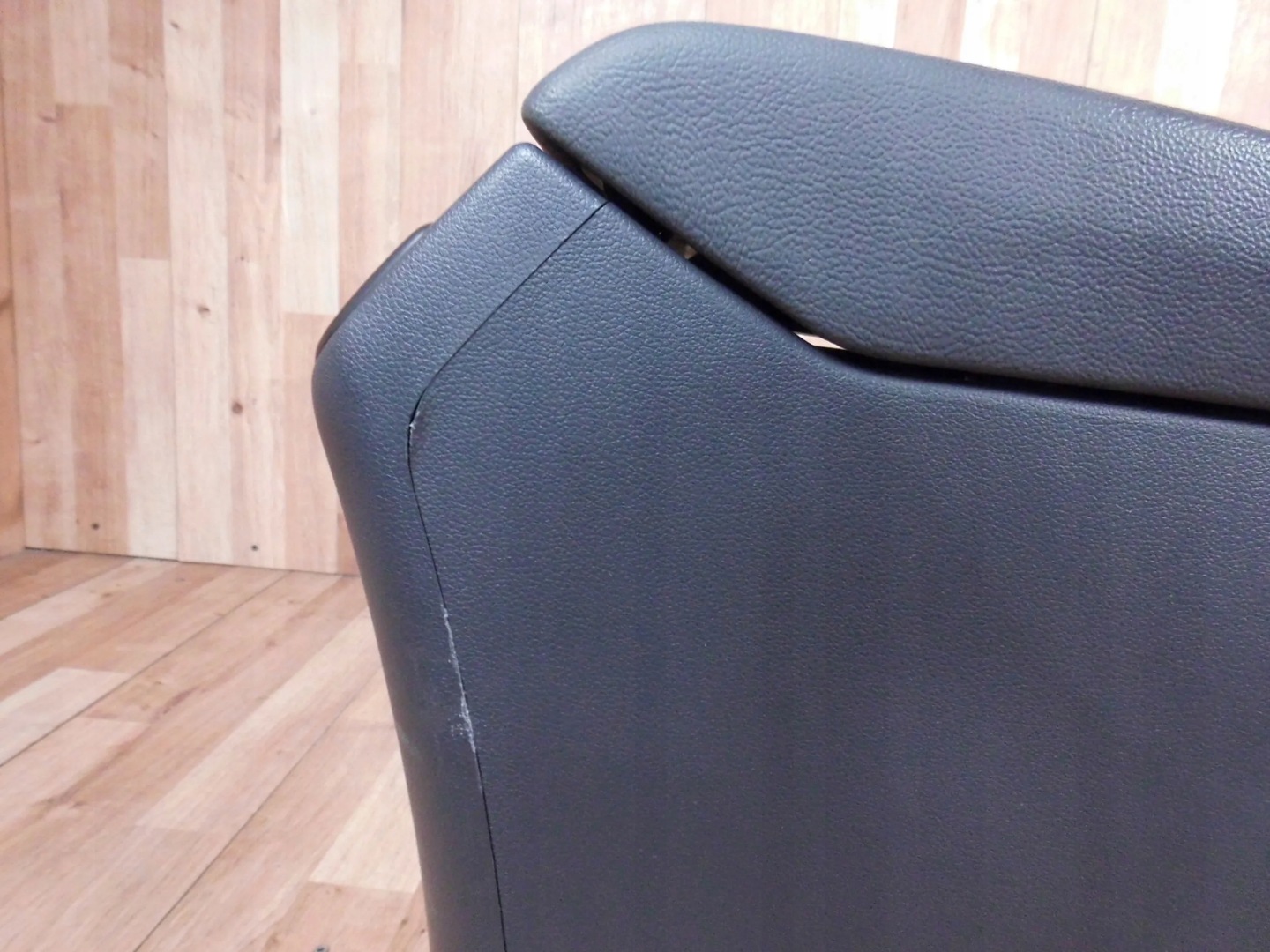 Hyundai Ioniq tunel central armrest