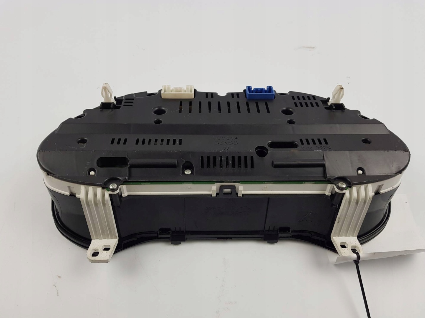 dials clock 2005 1.8 TOYOTA AVENSIS T25