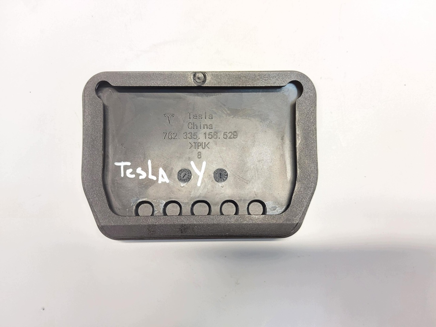 TESLA MODEL Y 2024r, cap for PEDAL 762.335.156.529-JLK01
