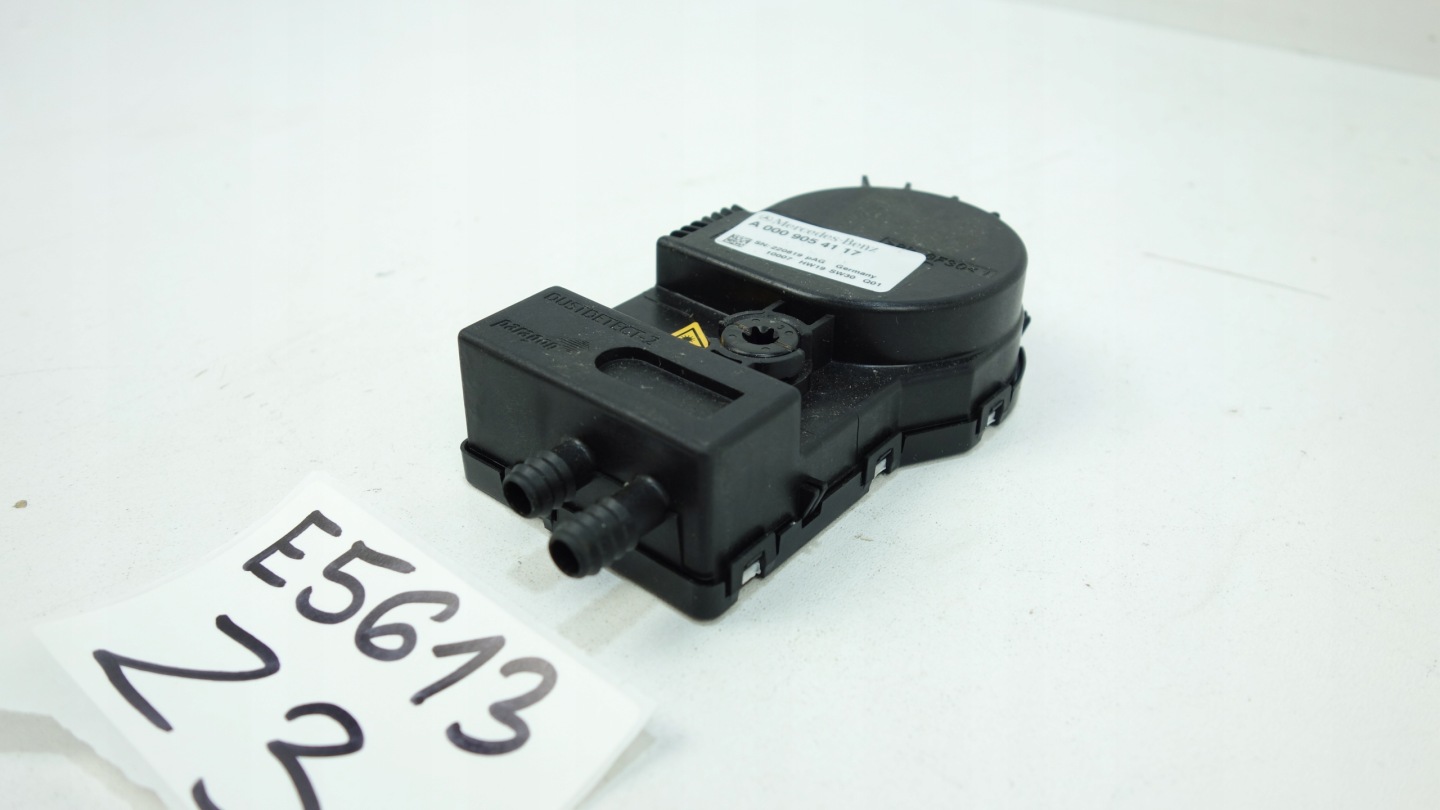 Sensor SENSOR ZAPYLENIA MERCEDES E W213 2016- A0009054117