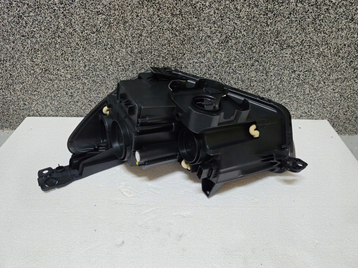 light right Opel Grandland FULL LED