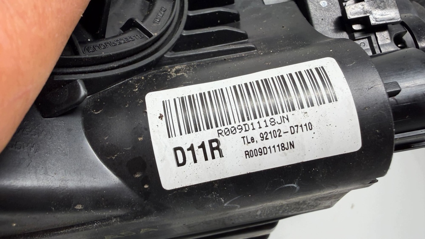 HYUNDAI TUCSON III light right right front front DOSWIETLANIE 15-18