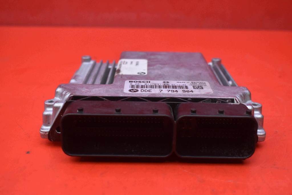 centralina motore 7794904 0281011231 BMW E65 E66 3.0 D 218 KM 01-05