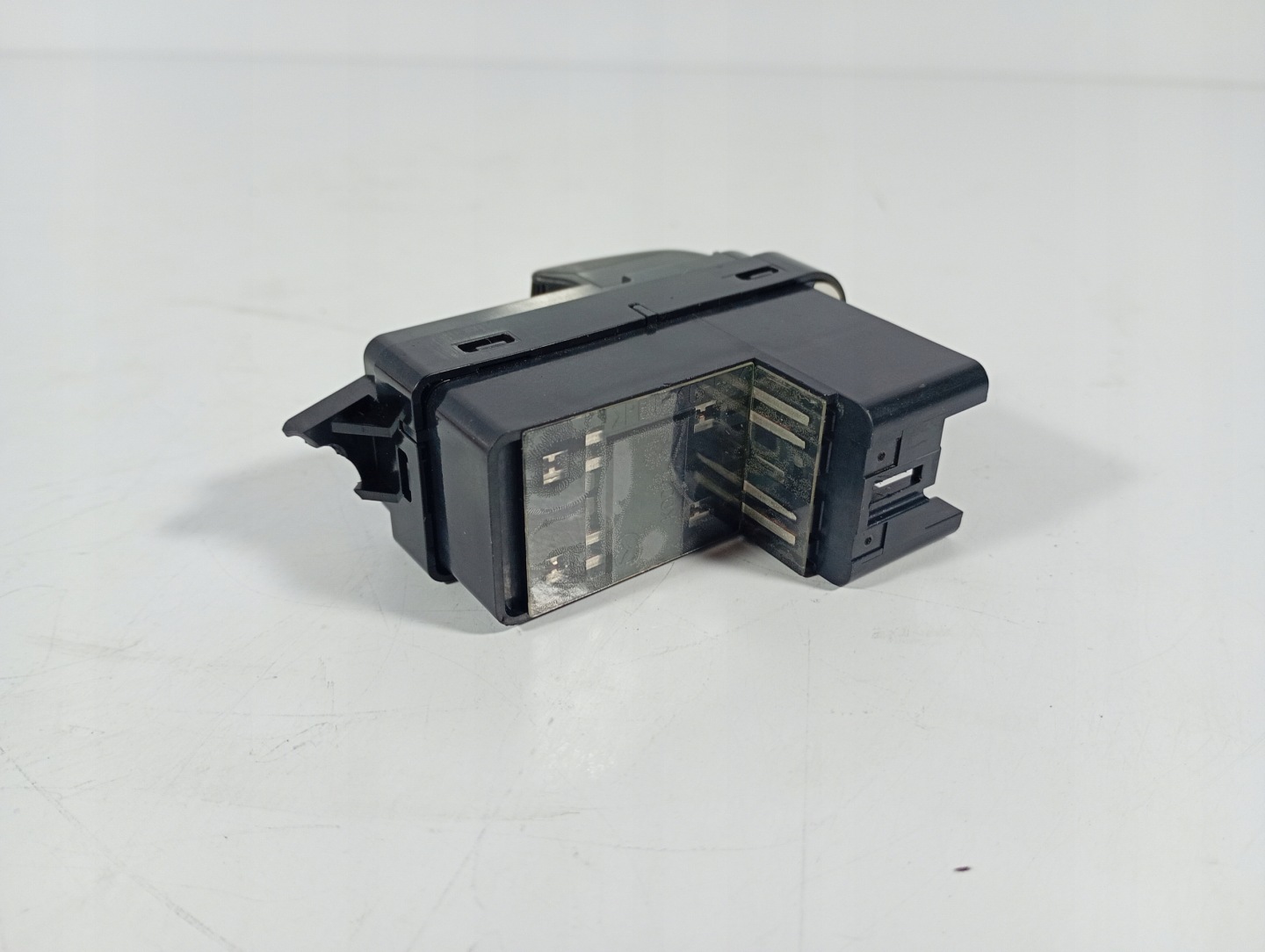 Mazda 6 VI 02-08 switch switch button windows right OE GP9A66370
