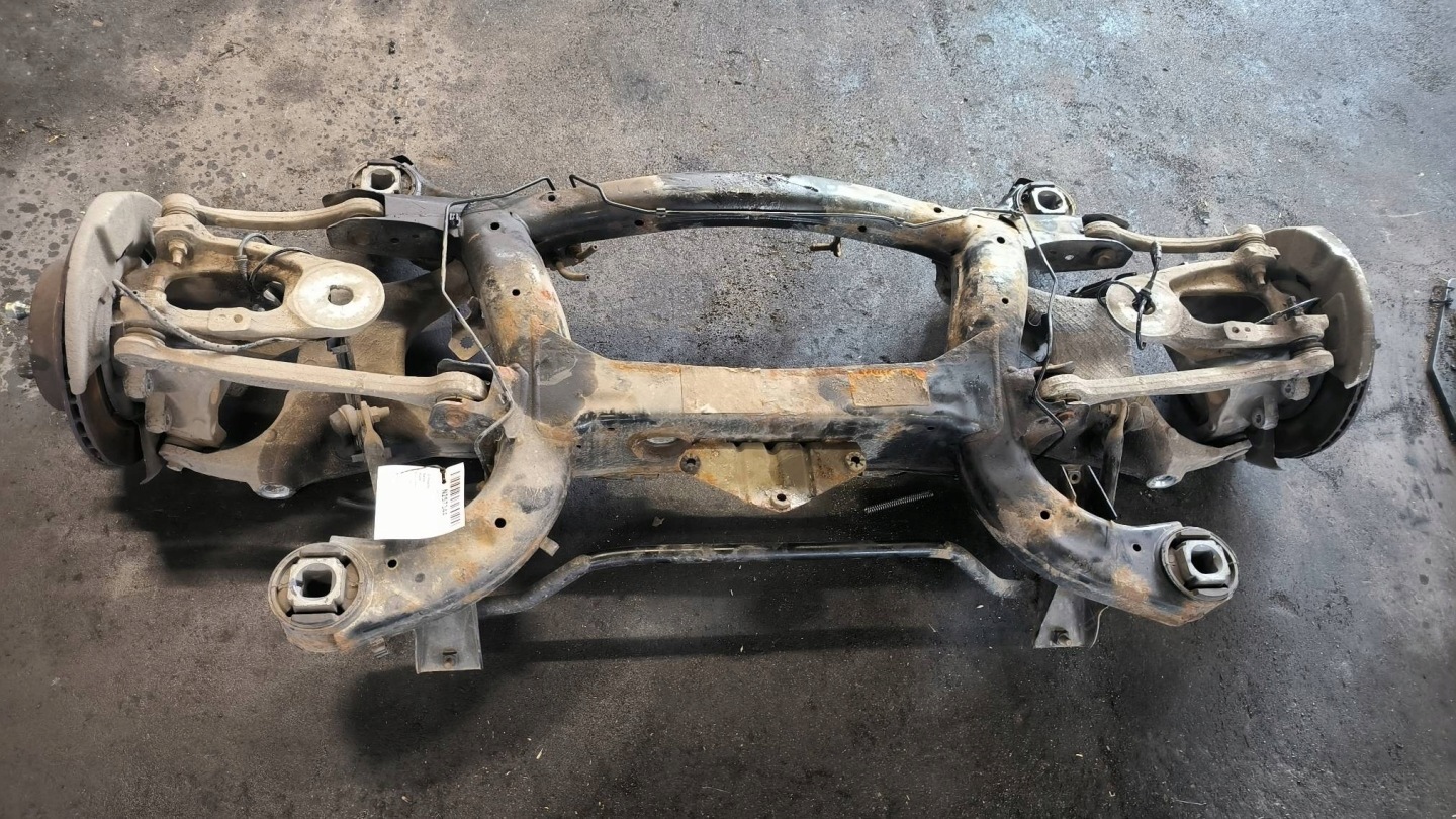 träger / Achsträger heck BMW X6 F16