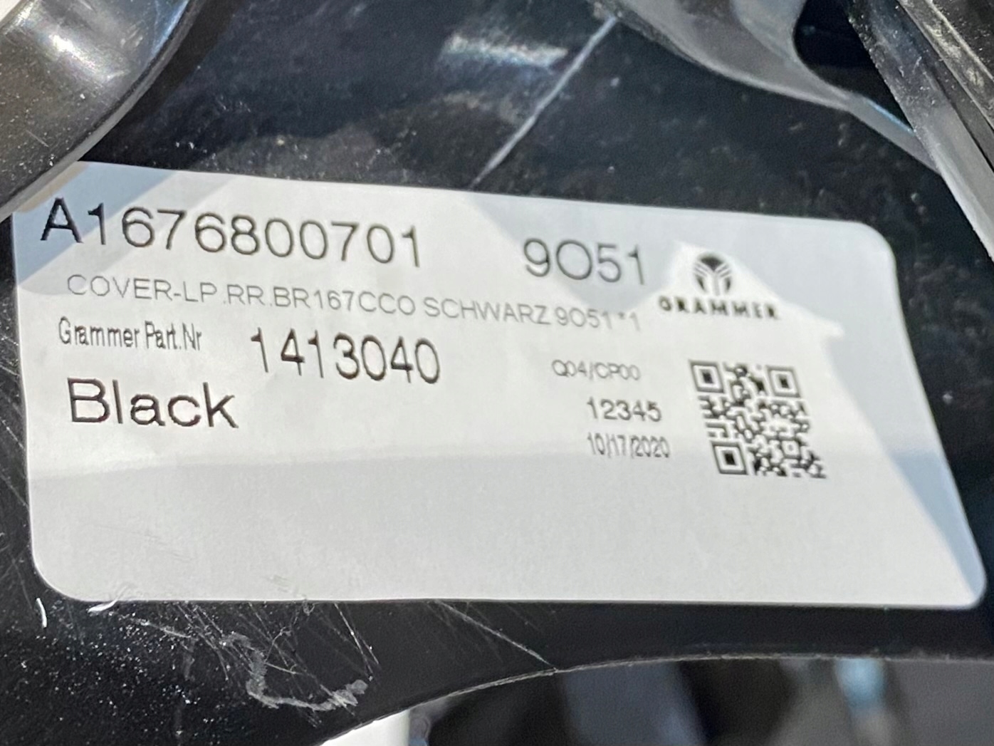 MERCEDES GLE console A16768012059051 A1676800701