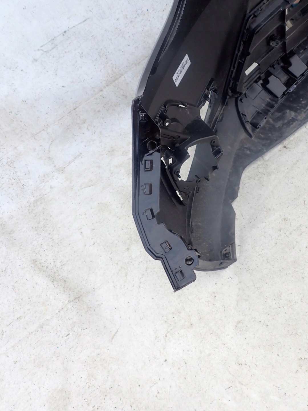 VOLVO XC40 LIFT 21-24 PDC Frontstoßstange vorne