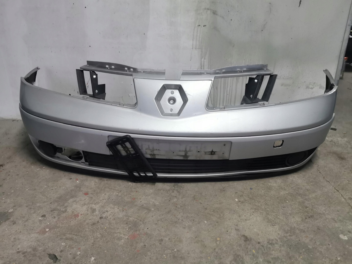 Frontstoßstange RENAULT ESPACE IV 01-16 8200102205
