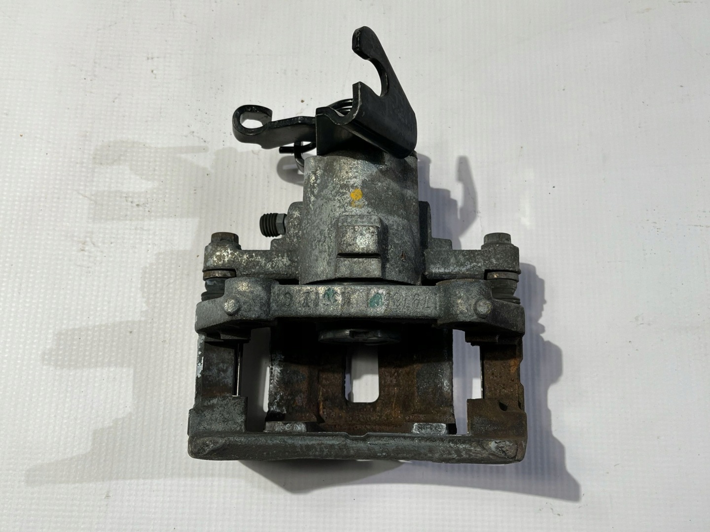 caliper brake rear rear part left Ford Mustang V v6 v8 2005-2014