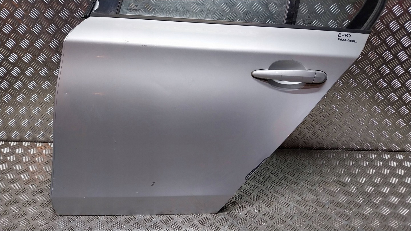 dveře záď levé BMW 1 E87 04