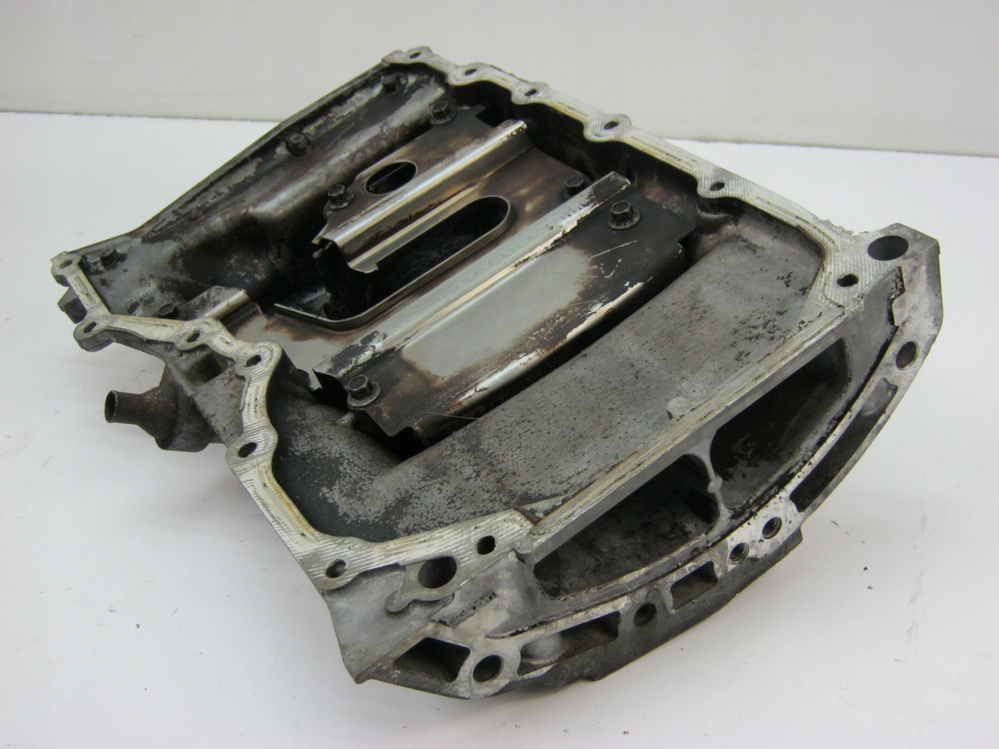 Ölwanne FORD VOLVO MAZDA 1.8 2.0 1S7G6676AT