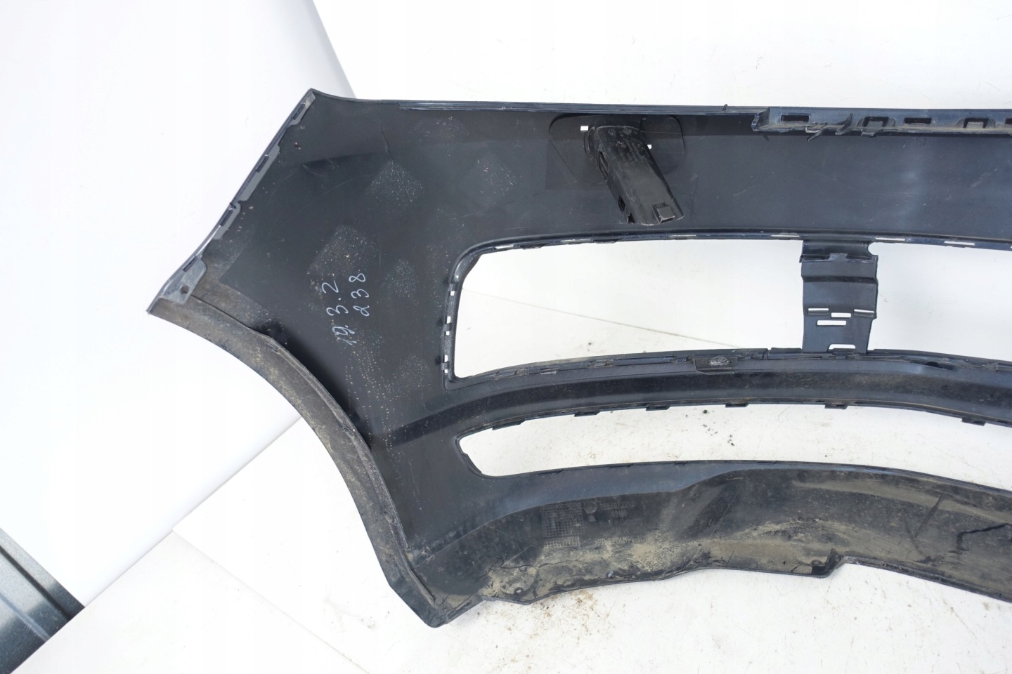 nárazník předek přední VW T6 MULTIVAN 7E5807221D