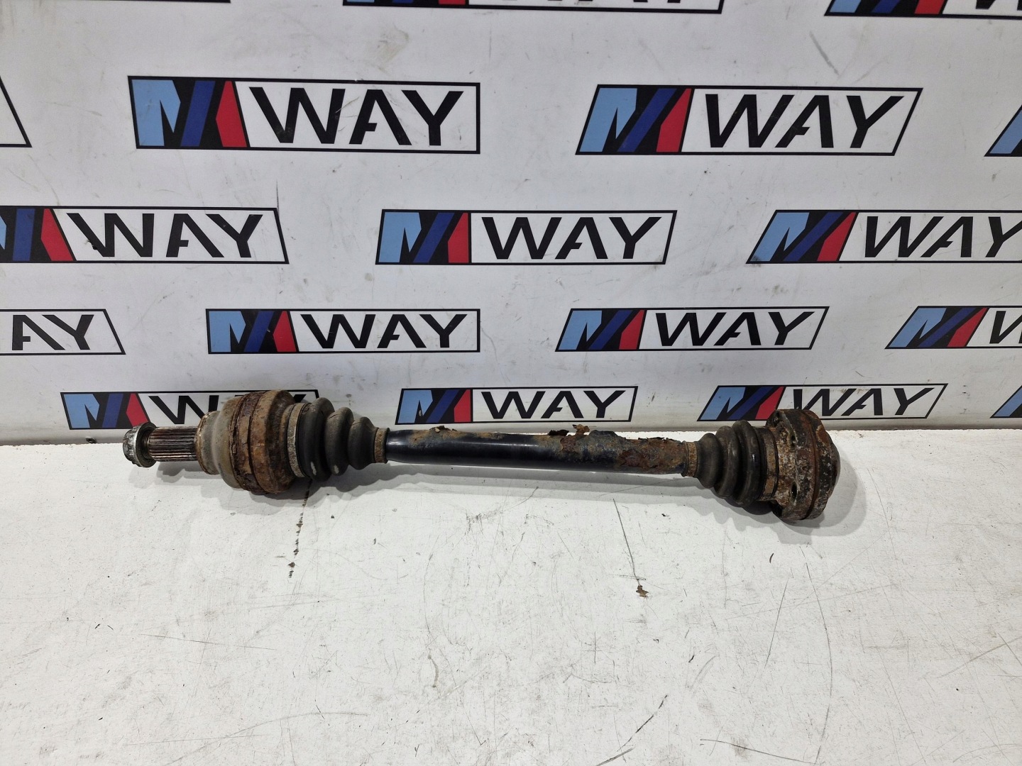 1229141 BMW E39 semi-axis left rear part rear