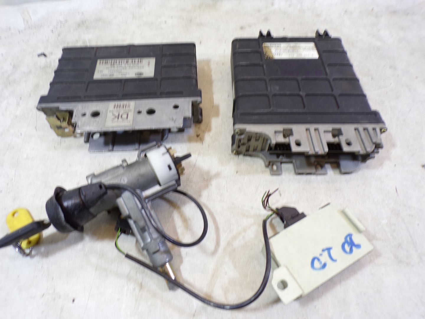 Montaggio STARTOWY AUDI A80 B4 2.0 AUTOMAT 039906024D