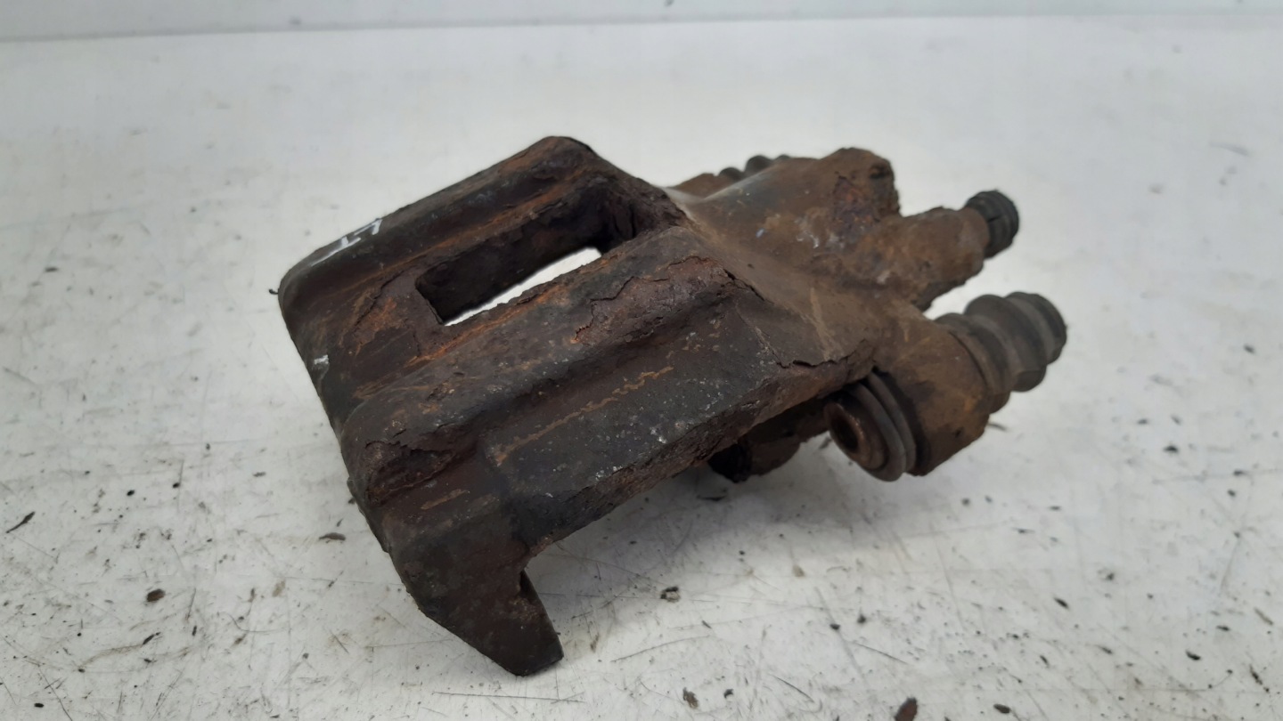 caliper left rear part Mercedes ML W163
