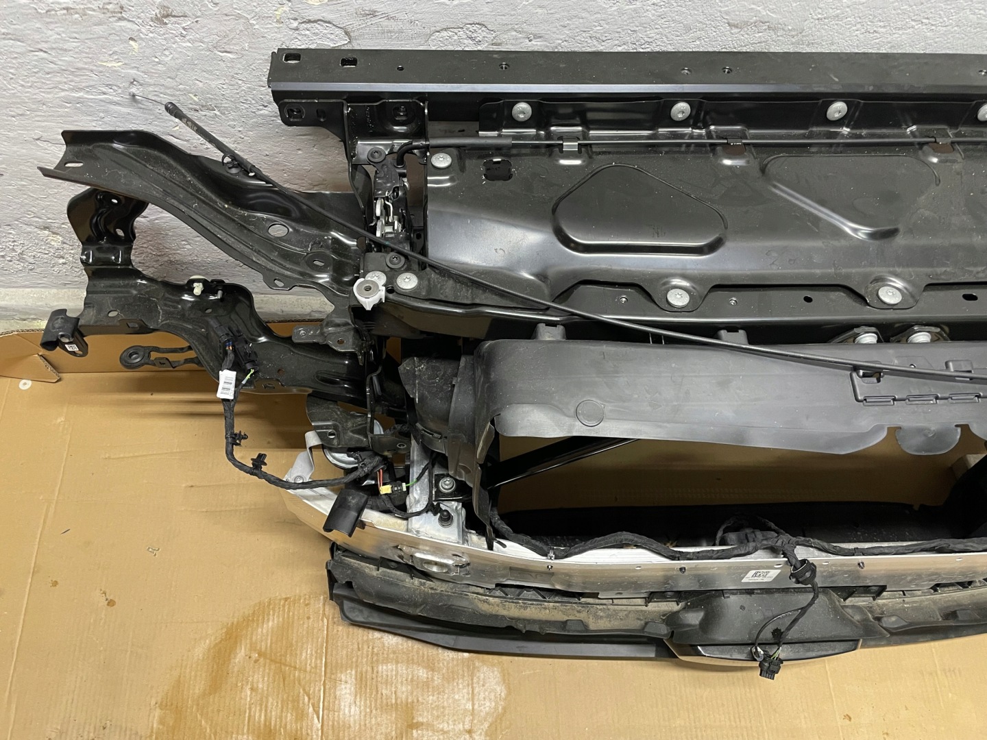 support panel for radiators complete BMW X7 G07 LCI IDEAL DEMONTAZ