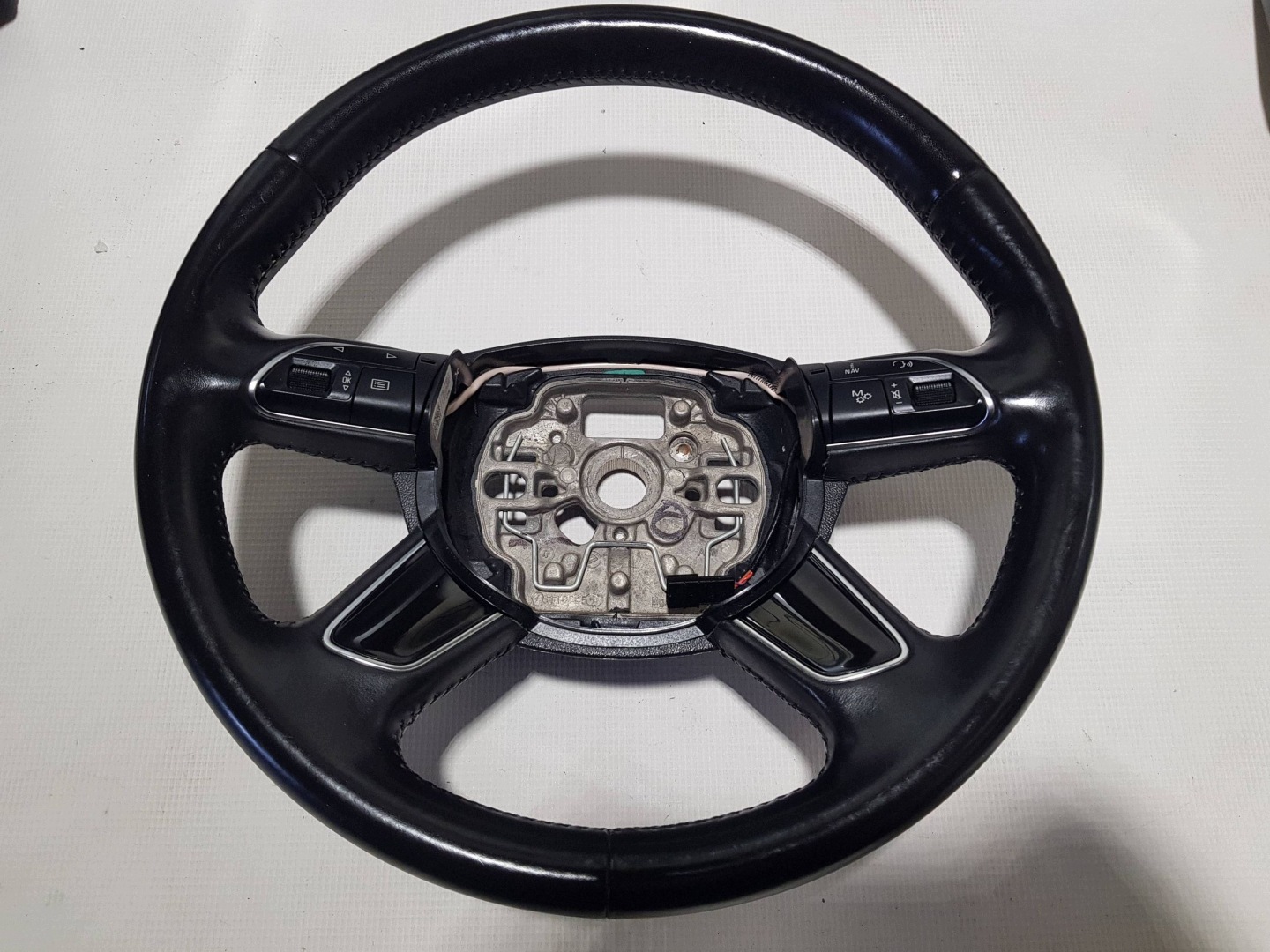 steering wheel, leather MULTIFUNKCJA with shifting AUDI A8 D4 4H0419091T