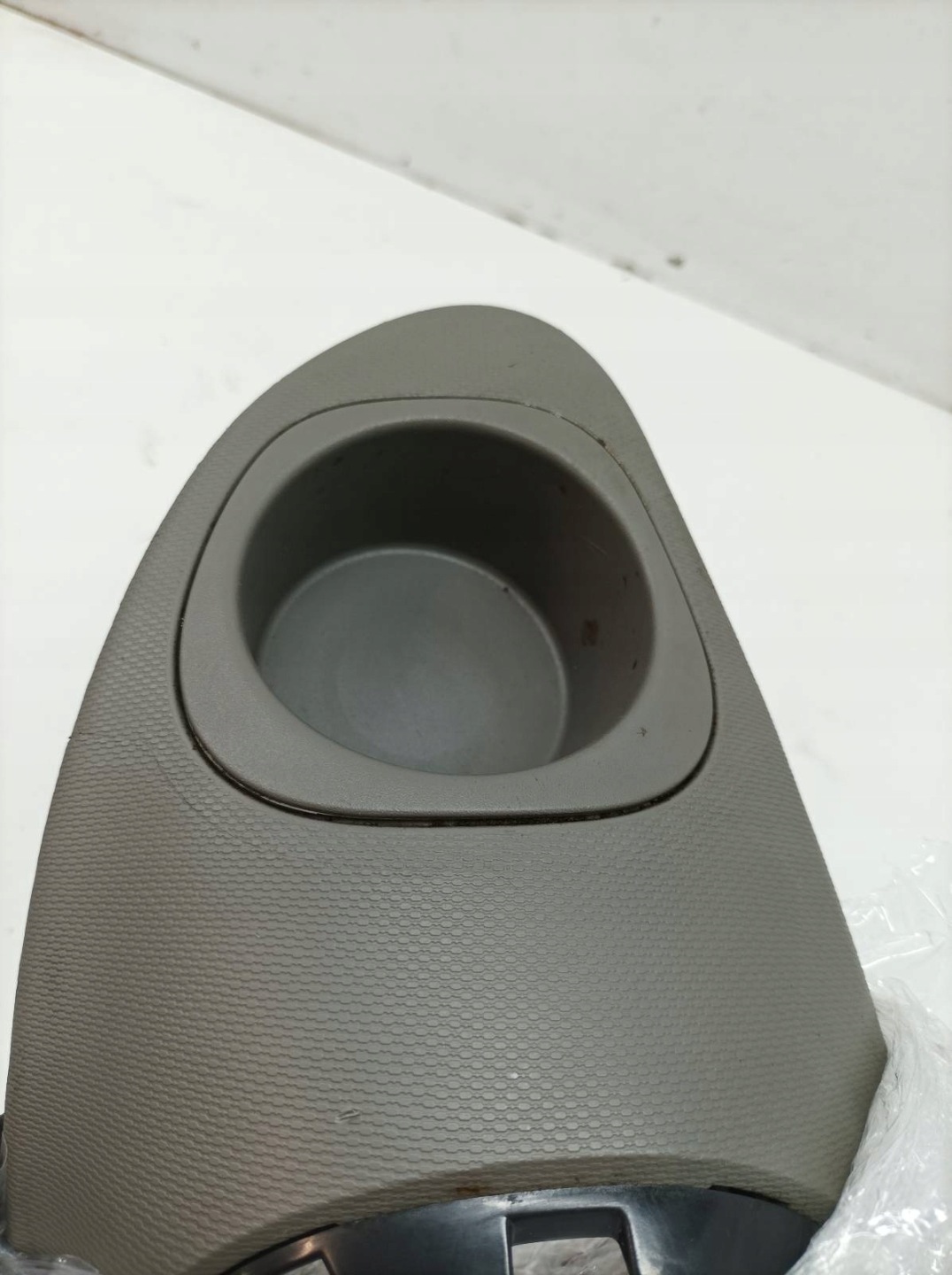 bracket for KUBEK cover 683112651R Renault Trafic III (2014- )