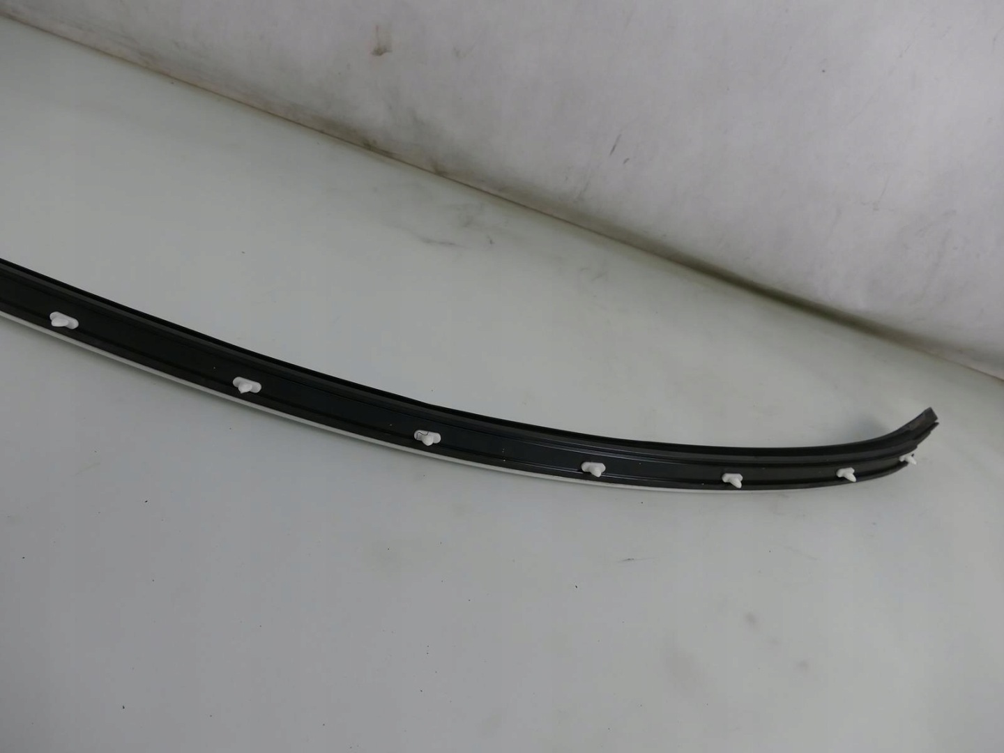 MERCEDES W209 C209 LIFT moulding bodywork roof