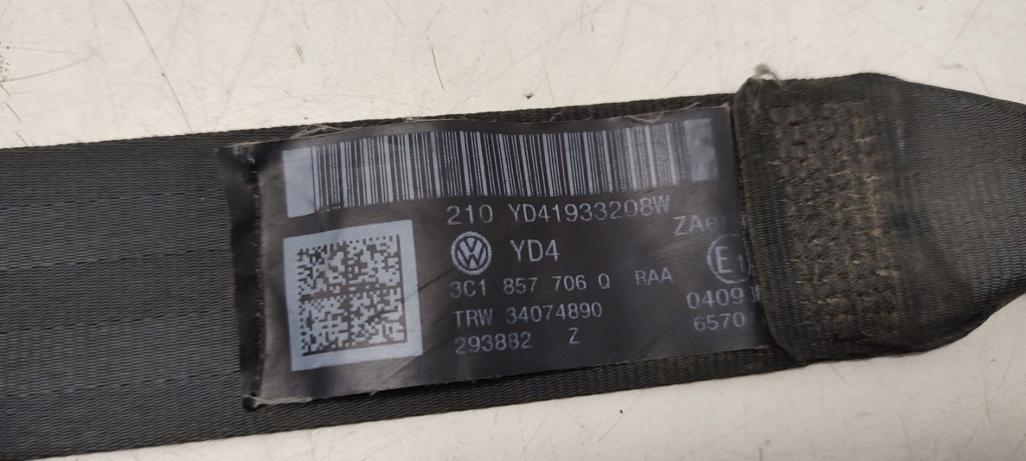 tension belt safety right front VW Passat B6 2,0 TDI CR