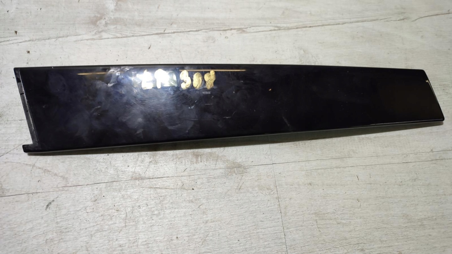 moulding door left front Peugeot 308 II T9