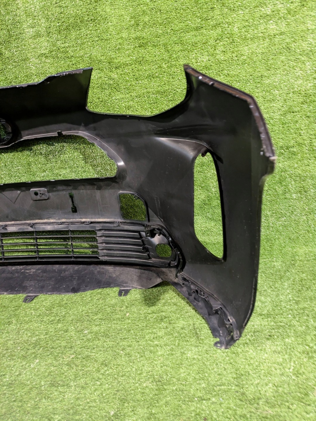front bumper front TOYOTA YARIS CROSS 21- NR.Z4723
