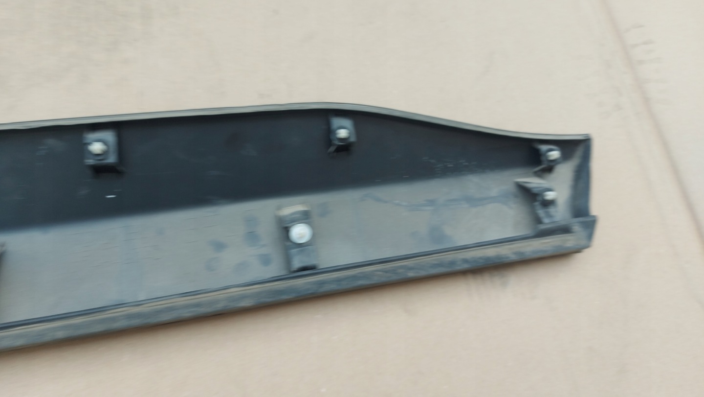 moulding door left front TOYOTA RAV4 V 18