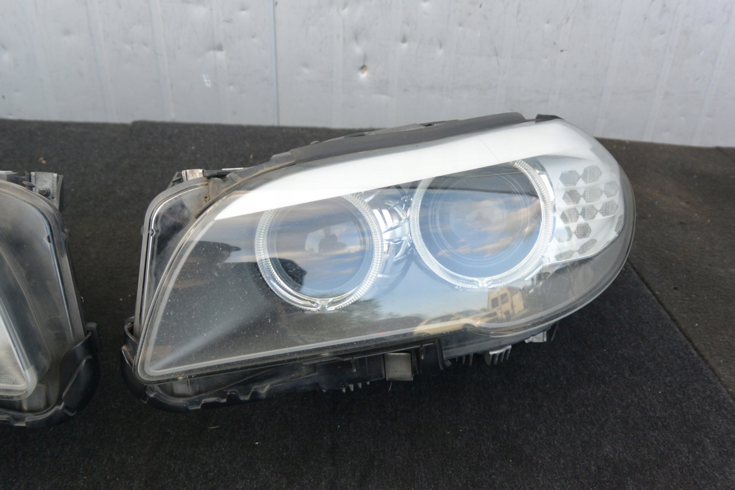 BMW F10 F11 XENON non-setting left right REFLEKTOR light front EUROPA
