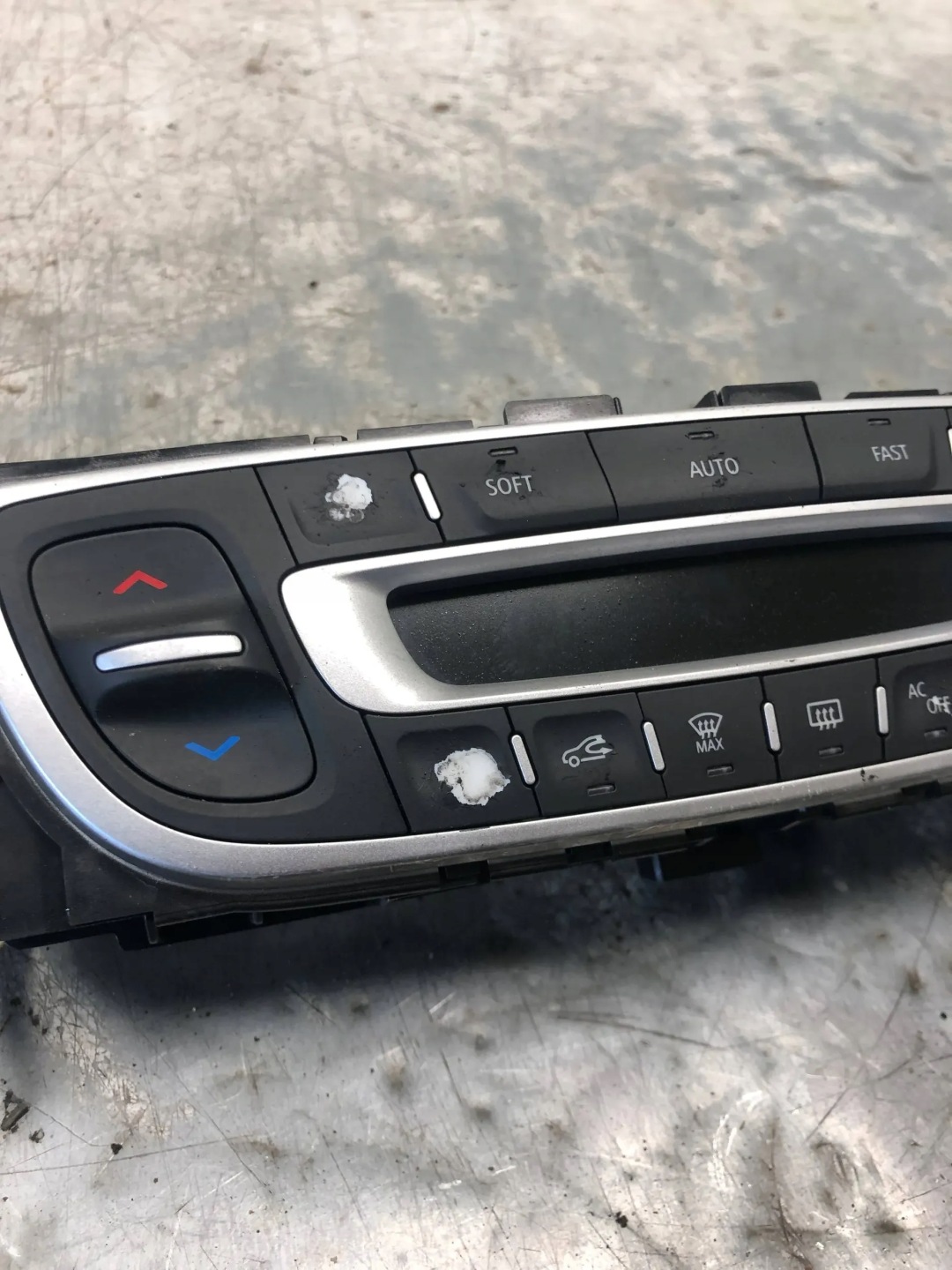 Unite commande clima RENAULT SCENIC III 275100026R