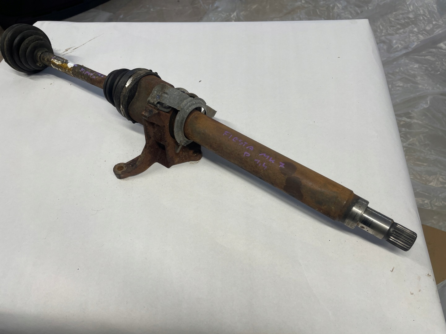 FORD FIESTA MK7 1.4 16V semi-axis right front 8V51-3B436-CA