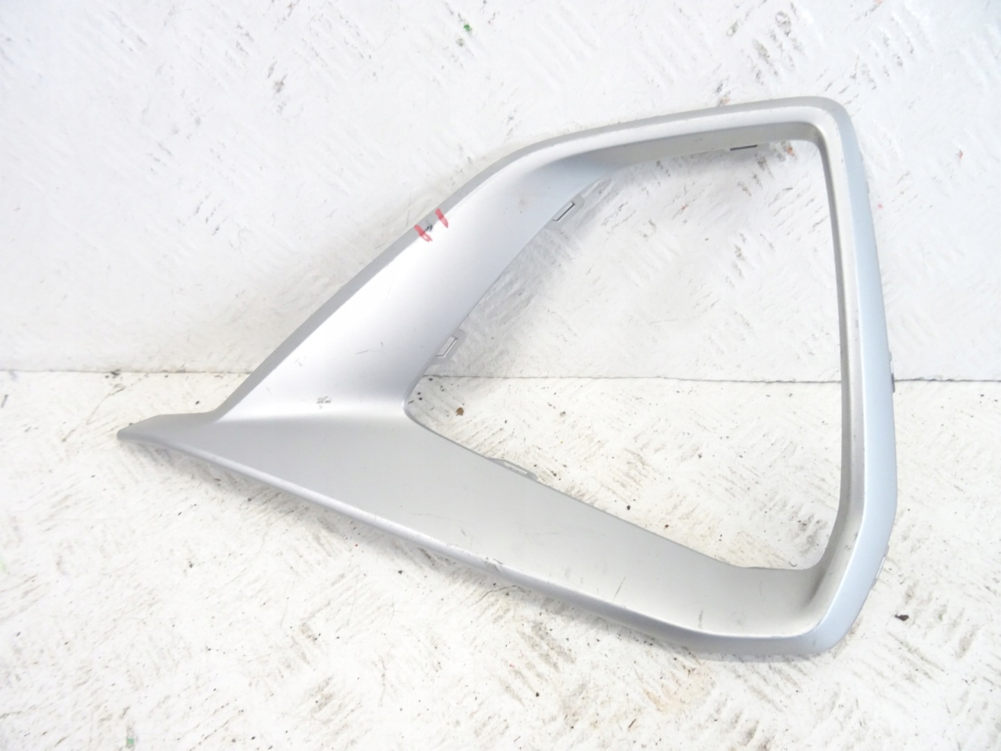 grid of a bumper front front left AUDI Q2 LIFT S-LINE 81A853053B