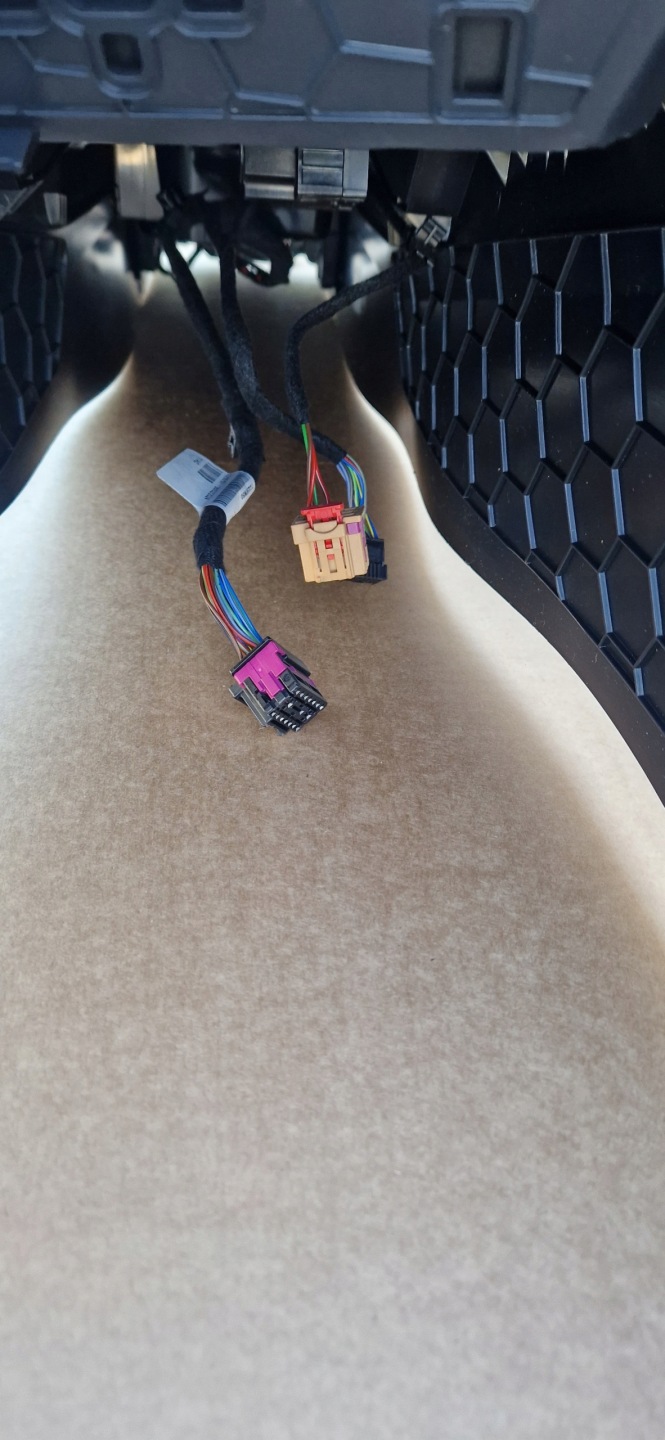 armrest TUNEL VW GOLF 8 VIII leather complete new
