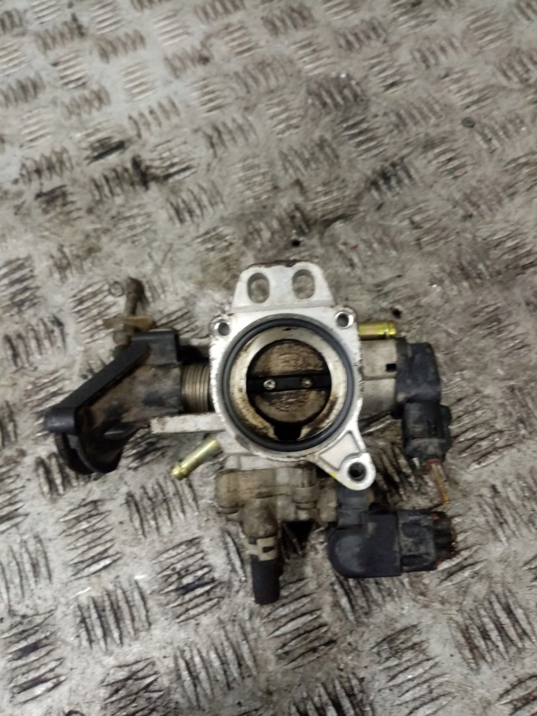 Valvola a farfalla TOYOTA YARIS 1 1.0 B 22210-03010