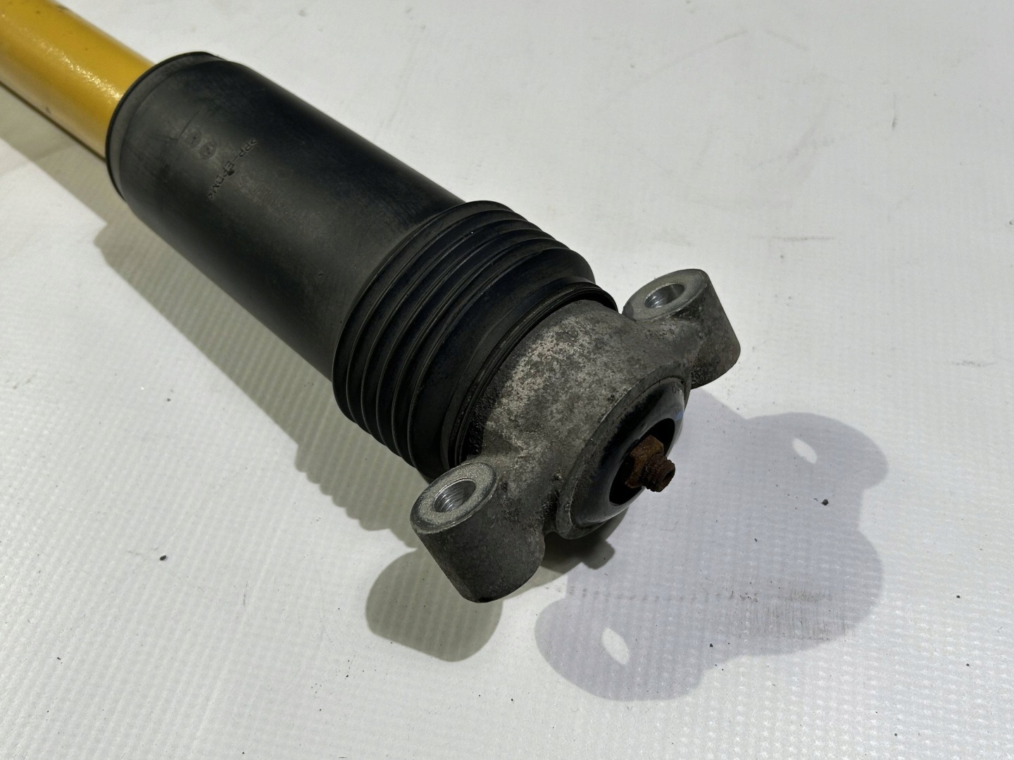 shock absorber rear part rear right left Chevrolet Corvette C7 2014r