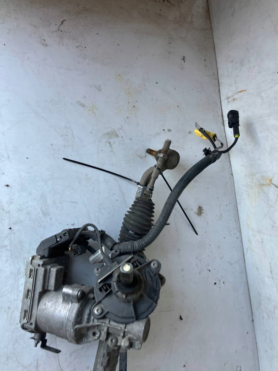 servo control CITROEN C4 PICASSO II 1.6 BLUE HDI 5WK67004 13