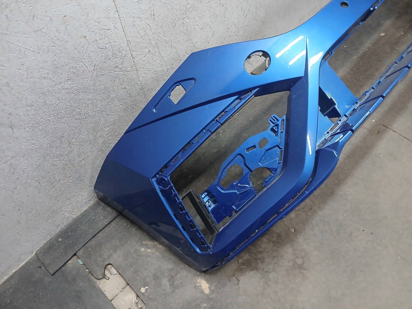 bumper front SKODA OCTAVIA IV 4 RS