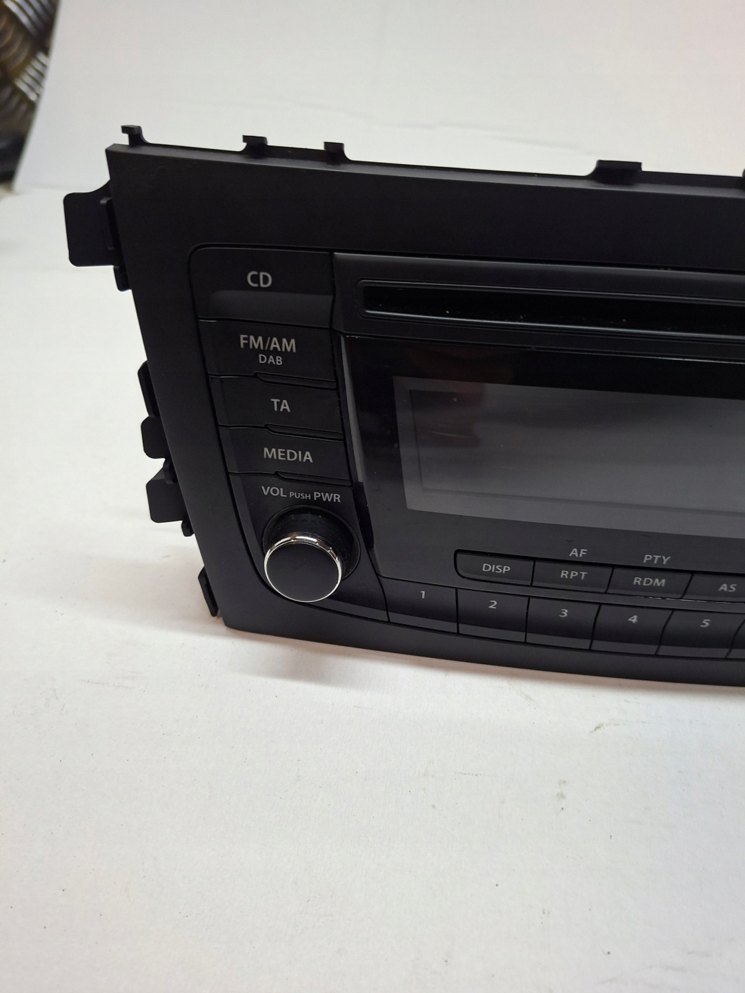 RADIO FABRYCZNE SUZUKI CELERIO 39101-84M60