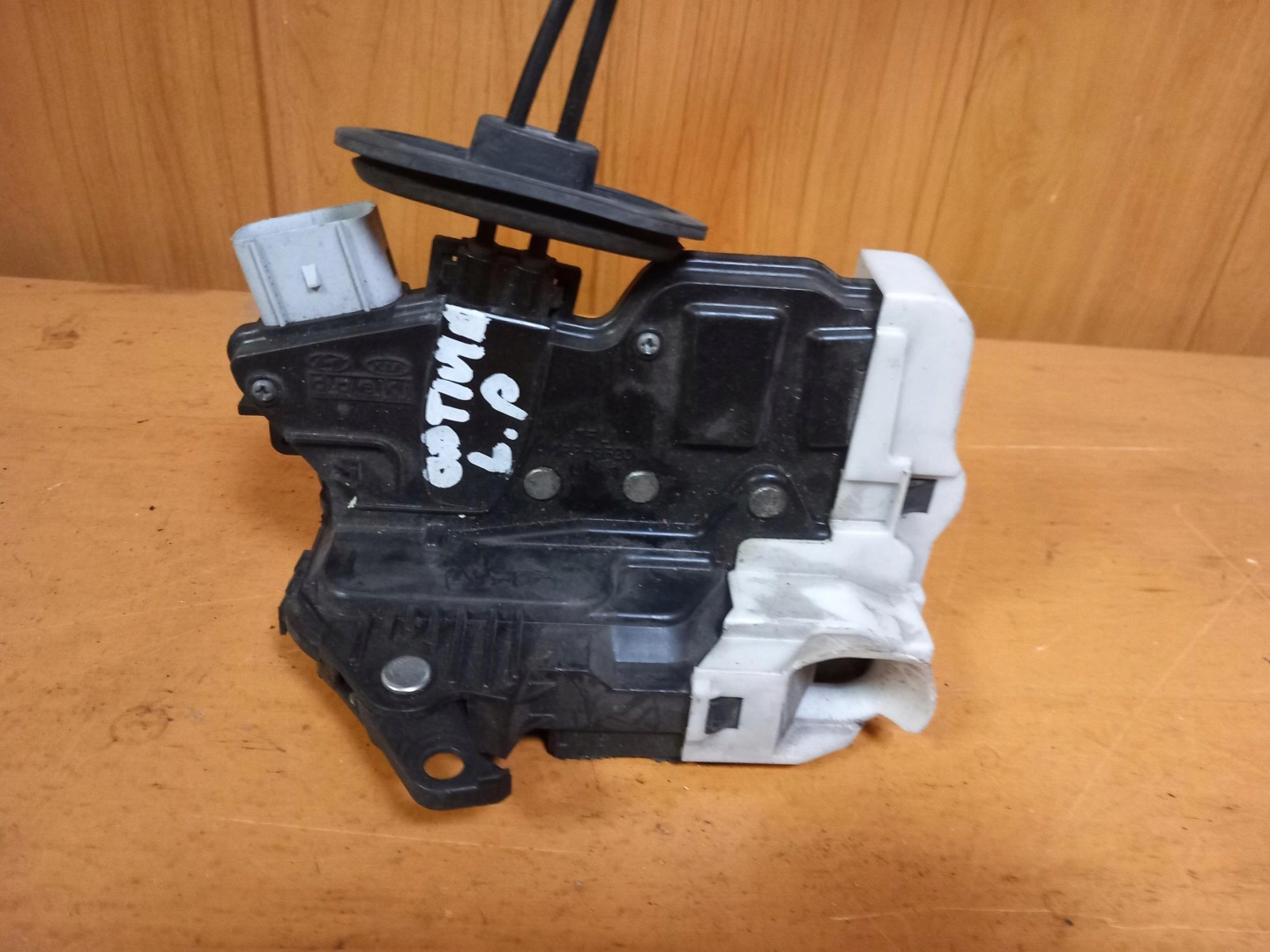 lock door left front 5 PIN KIA OPTIMA III 81310-2T090 10-15