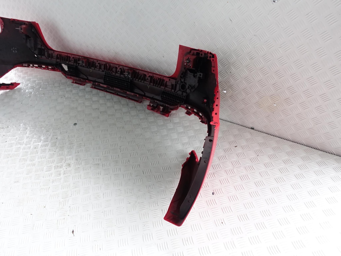 AUDI RS4 B9 8W9 bumper rear part 8W9807511R