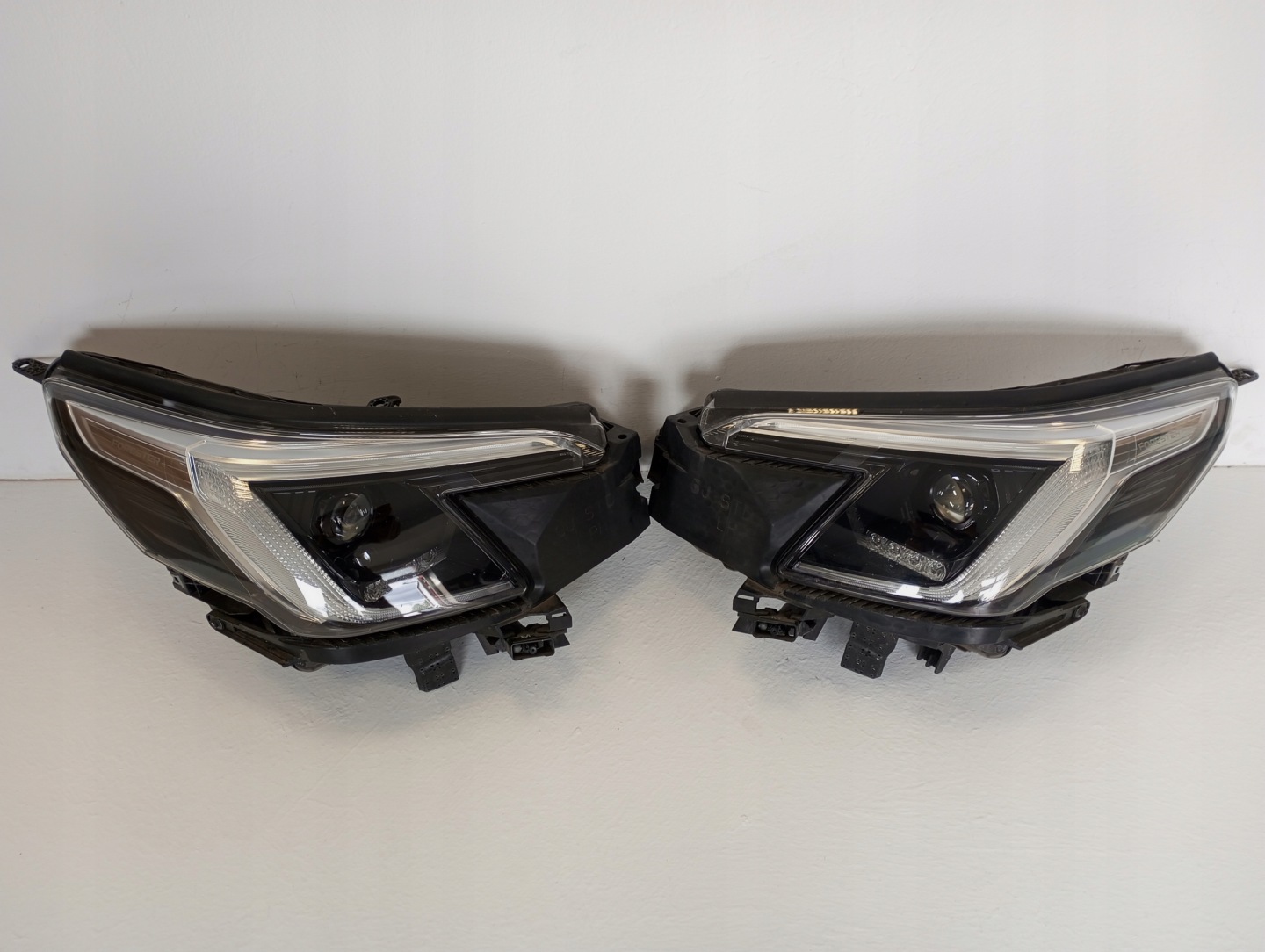 light Full Led SUBARU FORESTER V 22R right left