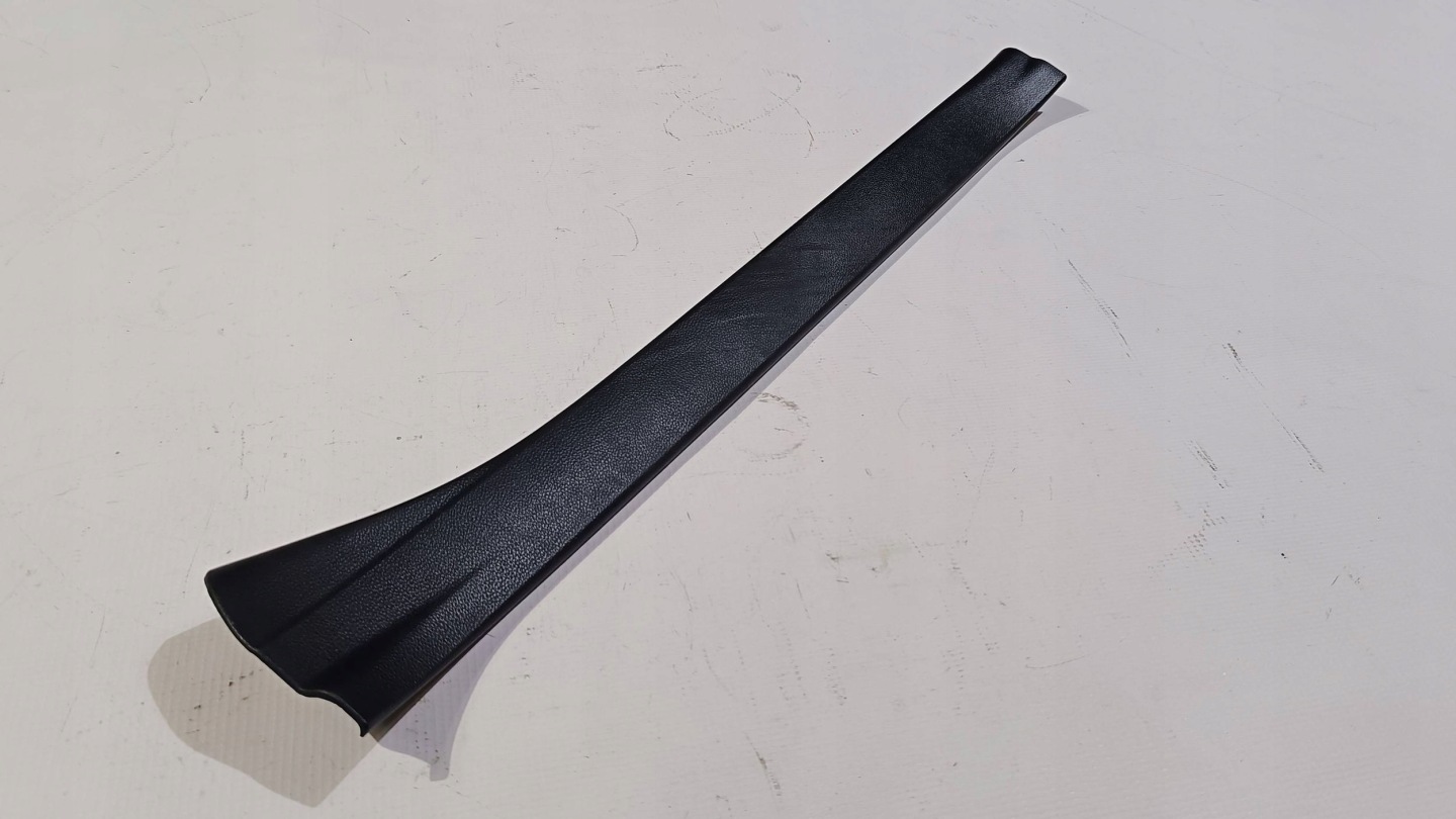 moulding threshold cap cover of the threshold left Subaru WRX VB 2022+