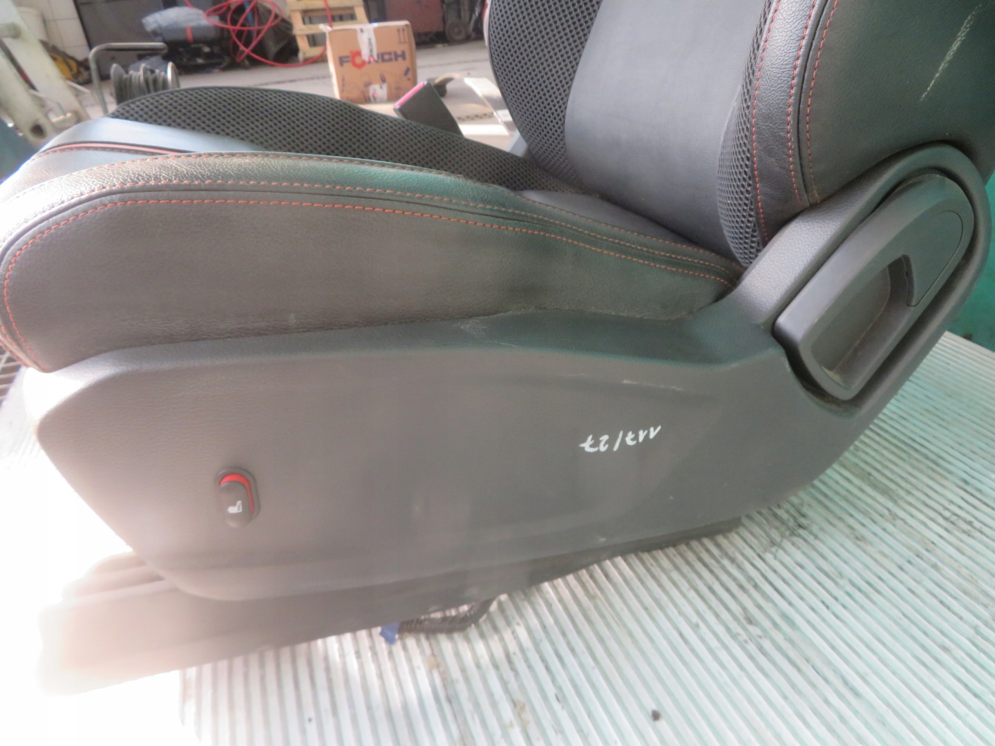 seat left front FORD RANGER WILDTRACK 14R seats SKORZANE